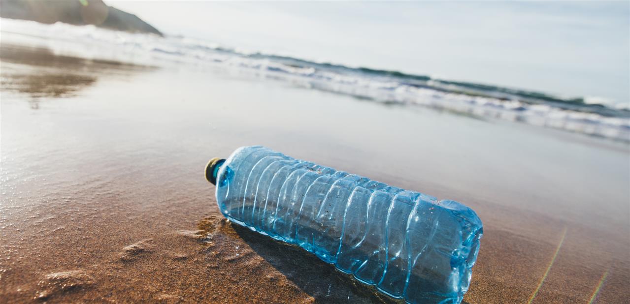 #Replay : océan de plastique, bluff nucléaire et réalité augmentée