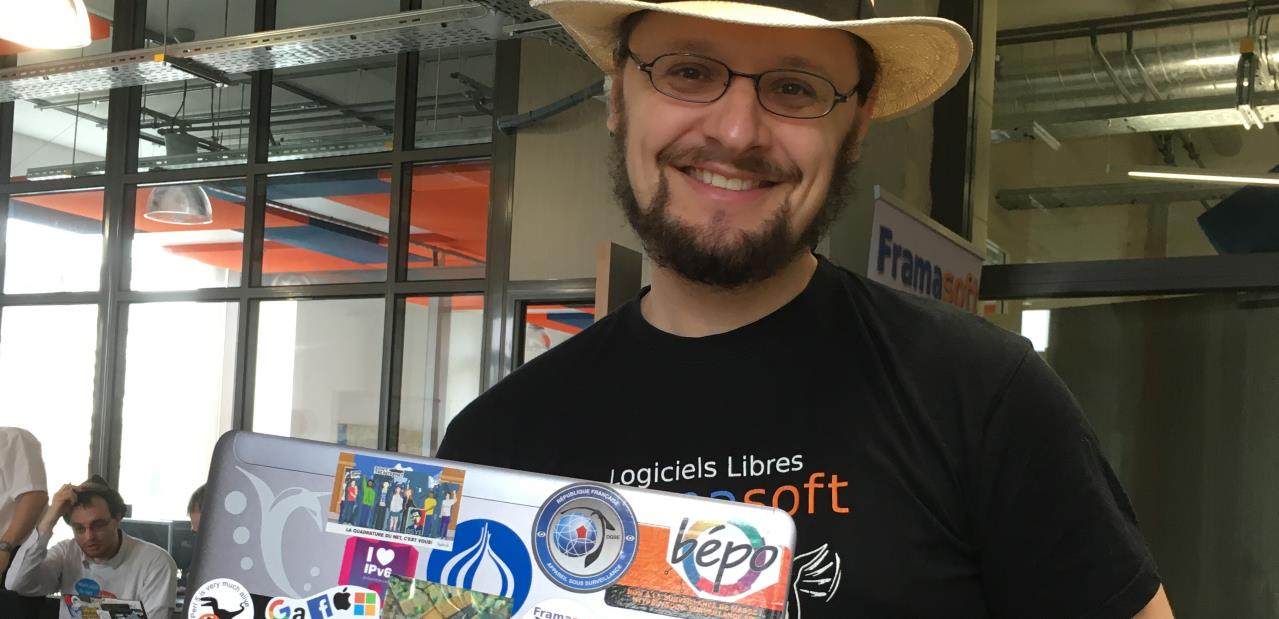« Dégooglisons Internet » : on fait le point avec Luc Didry, administrateur système de Framasoft