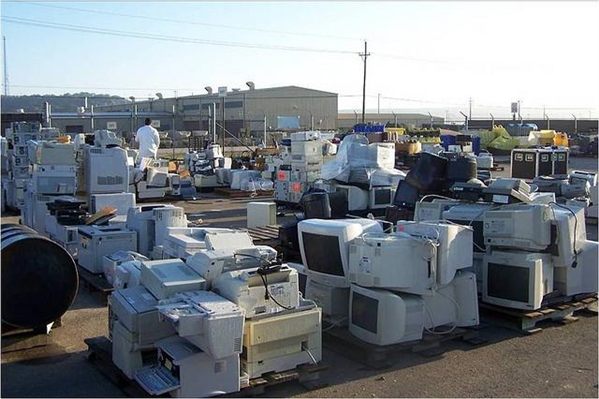 déchets électroniques DEEE