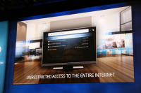 Intel IDF Day 2 Atom Oak Trail Z600 Smart TV