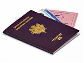 Des cartes d’identité au format carte bancaire, avec puce, d’ici l’été 2021
