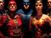Justice League promet une équipe, une dose de Superman, pas mal de destruction