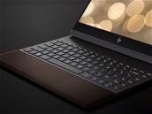HP présente son Spectre Folio, « le premier ordinateur convertible en cuir au monde »