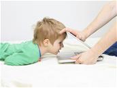 Vérification d’âge, contrôle parental, l’avenir règlementaire des plateformes comme YouTube