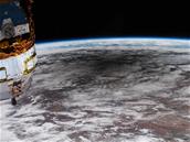 Une éclipse annulaire vue depuis la Station spatiale internationale