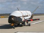 Après 780 jours dans l'espace, la navette spatiale X-37B de l'Air Force revient sur Terre