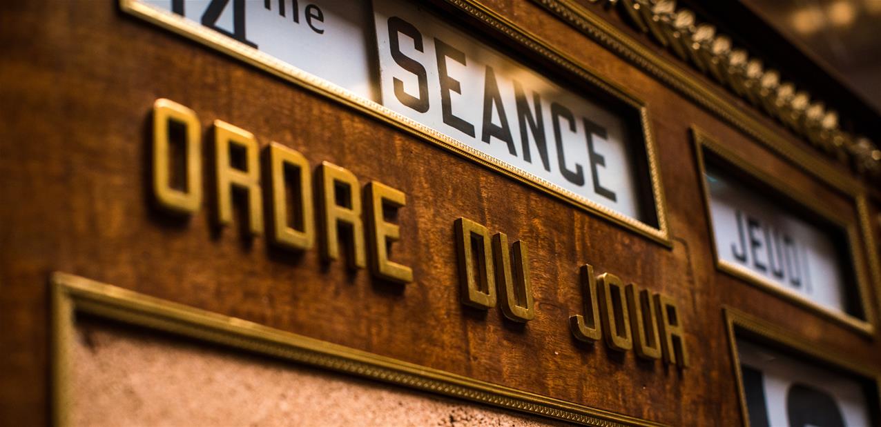 Réforme constitutionnelle : le projet de « Charte numérique » se dévoile