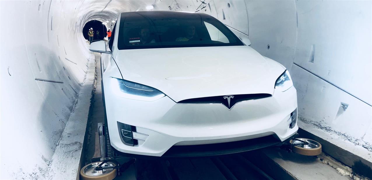 Boring Company : Elon Musk inaugure son premier tunnel à Los Angeles, avec des Tesla Model X